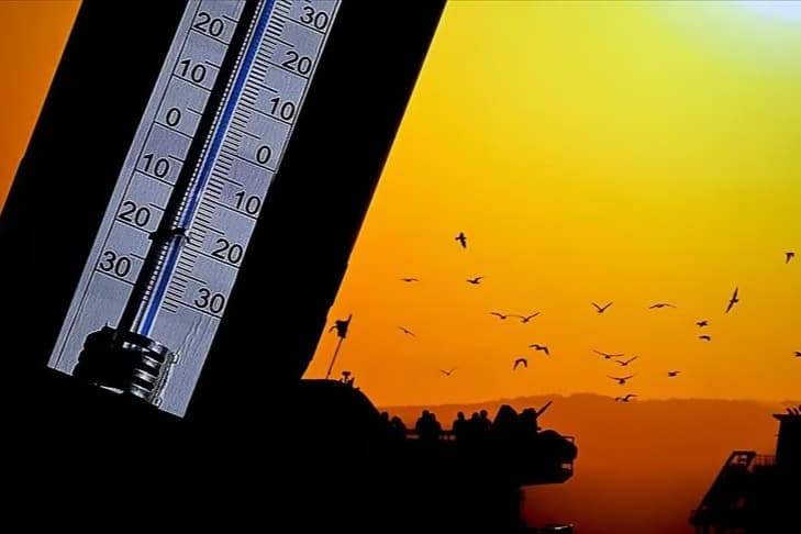 İstanbul, Ankara ve İzmir dahil il il hava durumu listesi açıklandı: İşte ani sel ve yıldırım riski bulunan bölgeler