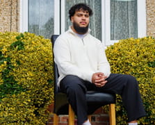 Yüz tanıma hatası yanlış kişinin hırsızlık suçlamasıyla gözaltına alınmasına yol açtı