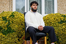 Yüz tanıma hatası yanlış kişinin hırsızlık suçlamasıyla gözaltına alınmasına yol açtı