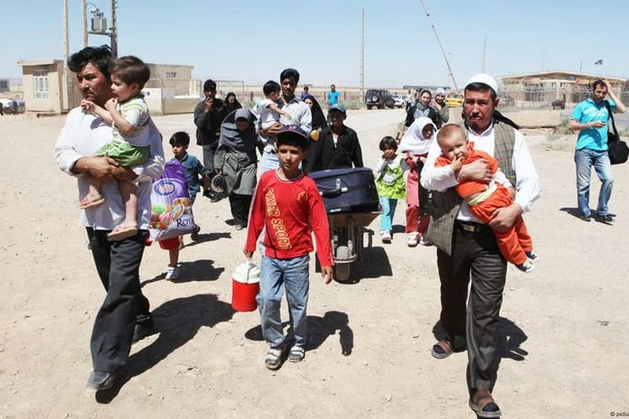 İran Afgan mültecileri Irak ve Türkiye’ye göndermeyi planlıyor