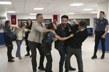 Arka Sokaklar 722 bölüm full izle | Kanal D ile Arka Sokaklar son bölüm izle