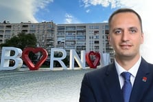 Bornova Belediye Başkanı eleştiri yaptığı için muhtarı ofisten kovdu