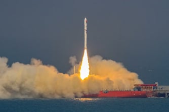 Roketler ozonu parçalıyor