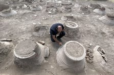 Van'daki Kevenli Kalesi kalıntısında çivi yazılı 76 pithos keşfedildi