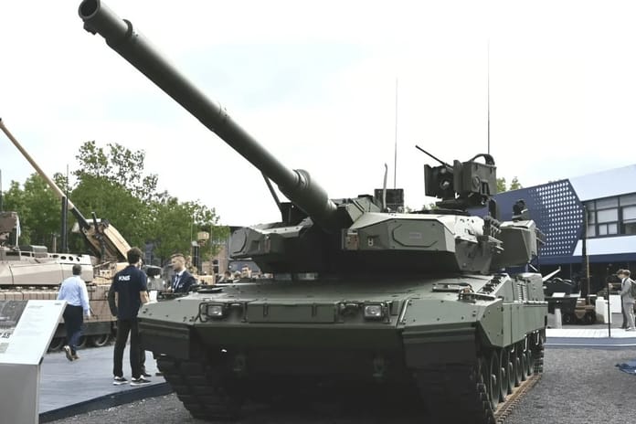 Çek Cumhuriyeti, 44 Leopard 2A8 tankı için 1,34 milyar euroluk sözleşme imzaladı