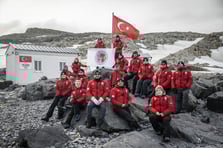 Türk bilim insanları Antarktika’dan döndü