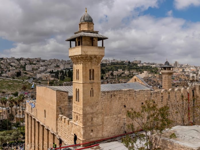 İsrail Harem-i İbrahim Camisi’nin yetkisini Filistin’den alarak Yahudi yerleşimcilere verdi