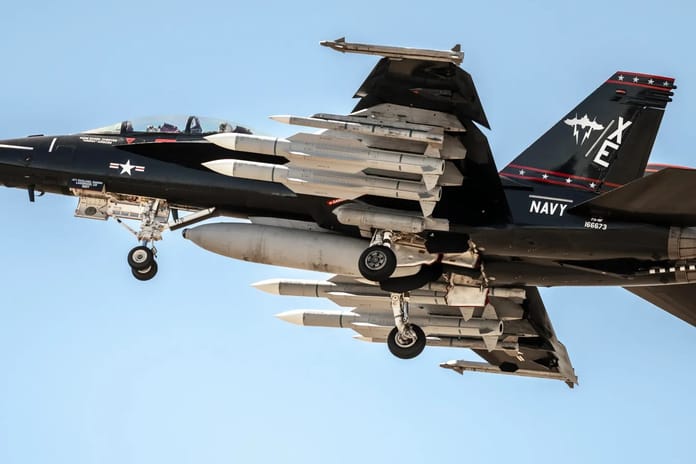 ABD Donanmasının altıncı nesil savaş uçağı projesinde belirsizlik devam ediyor