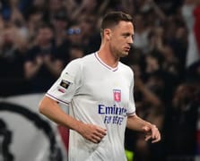 Fransa'da LGBT propagandasına katılmayan futbolculara ceza