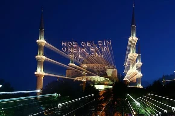 Ramazan ne zaman başlıyor? Diyanet takvimi ile 2026 Ramazan ayın kaçında başlayacak, ilk oruç ne zaman?