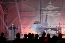 Bulgaristan’ın ilk F-16 Block 70 uçağının uçuşları durduruldu