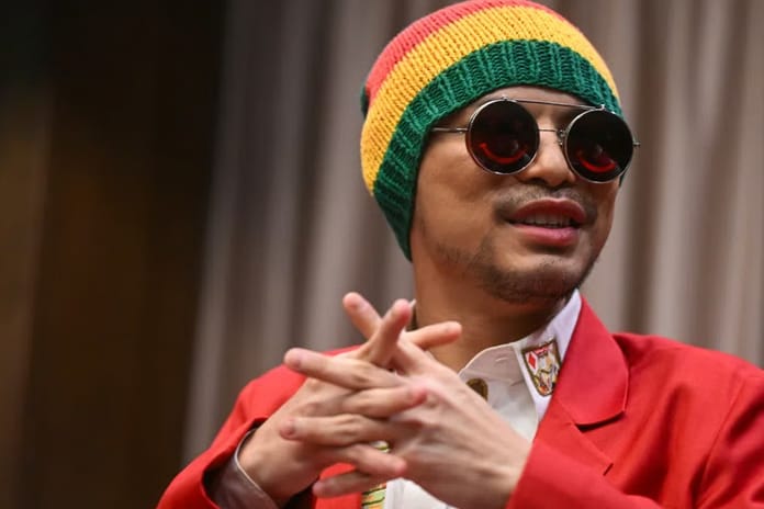 Malezyalı ünlü rapçi Namewee Tayvanlı fenomeninin cinayetinden gözaltına alındı