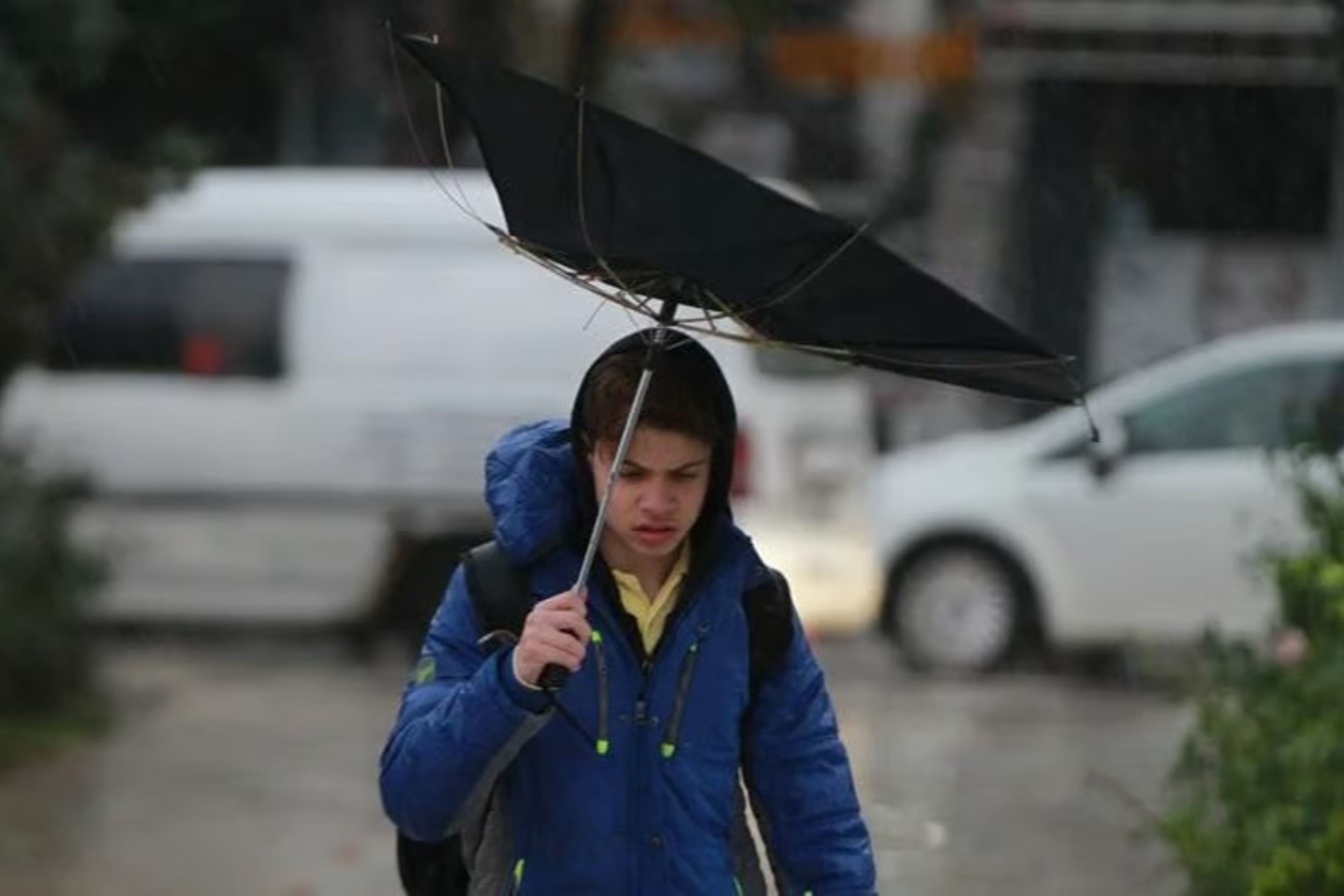 Meteoroloji'den kritik hava durumu uyarısı: İstanbul, Ankara ve İzmir'de sağanak, 30 il için sarı kod