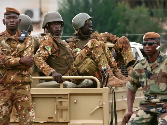 Mali’de eş zamanlı saldırılar: Ordu kontrolü sağladı