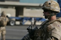 İngiltere Balkanlar'a sınır görevlileri koydu