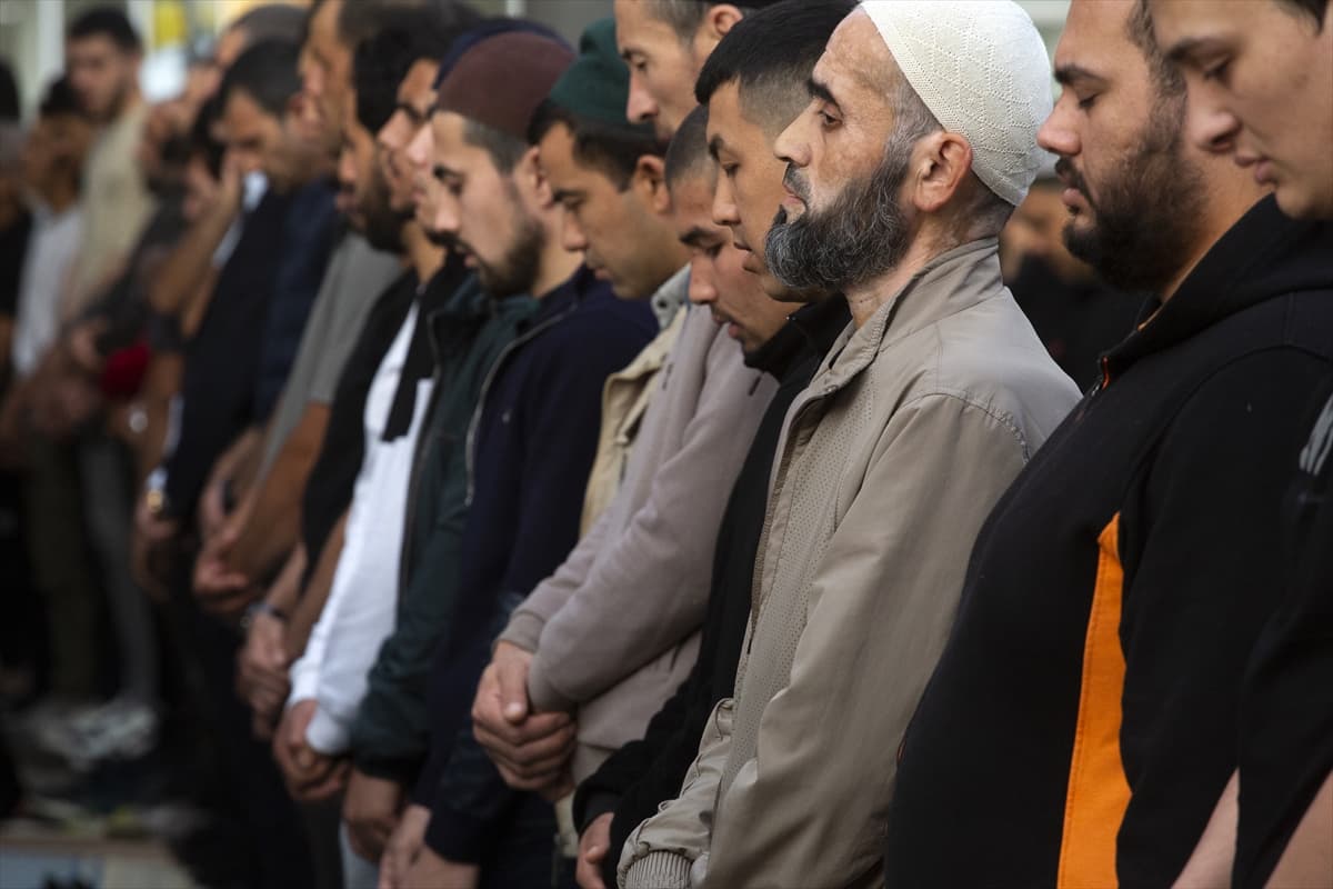 Dünyanın dört bir yanında Kurban Bayramı sevinci