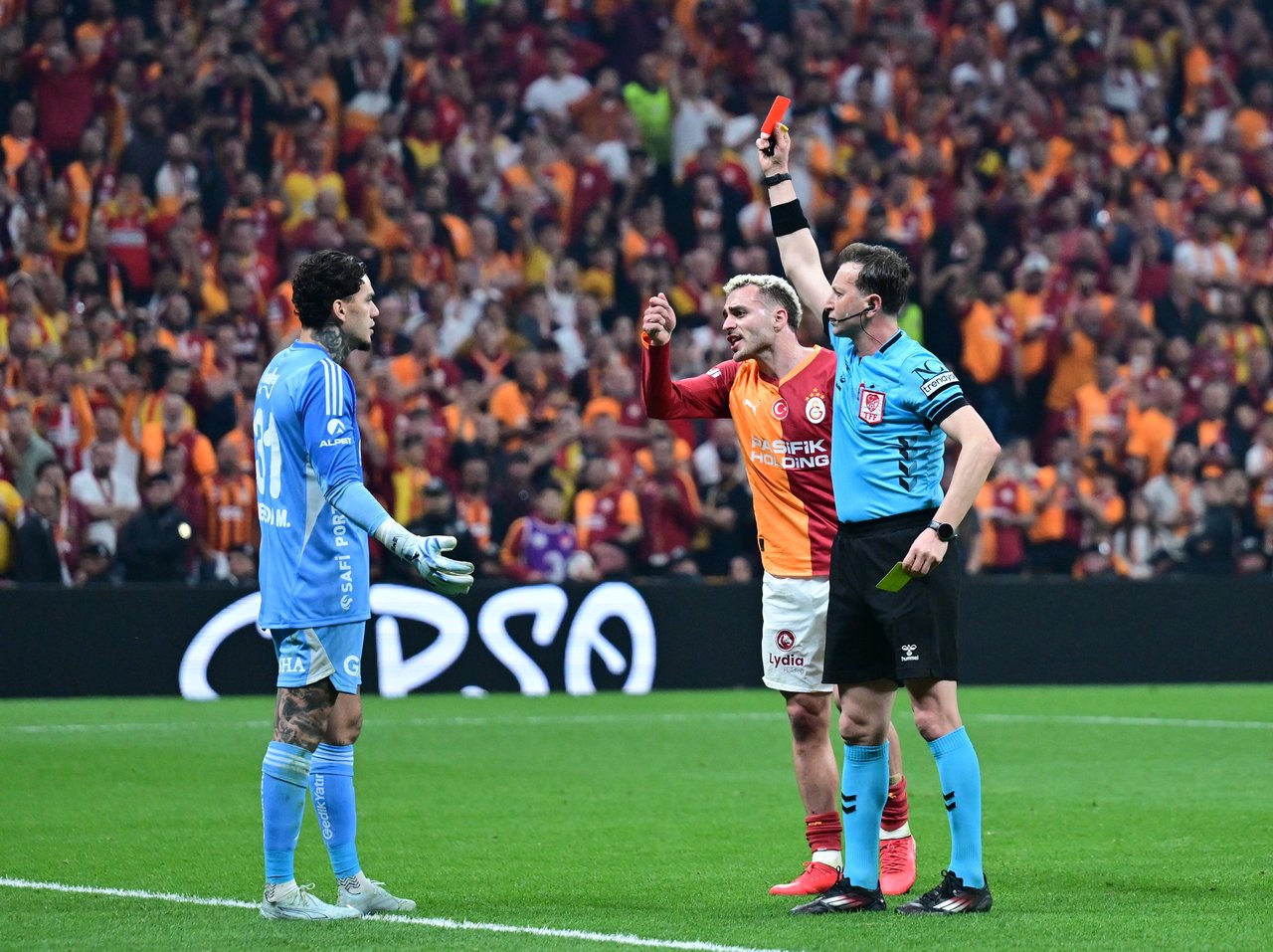 Kartlar ve disiplin raporu