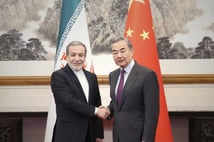 Çin'den rejim karşıtı protestoların devam ettiği İran'a destek açıklaması