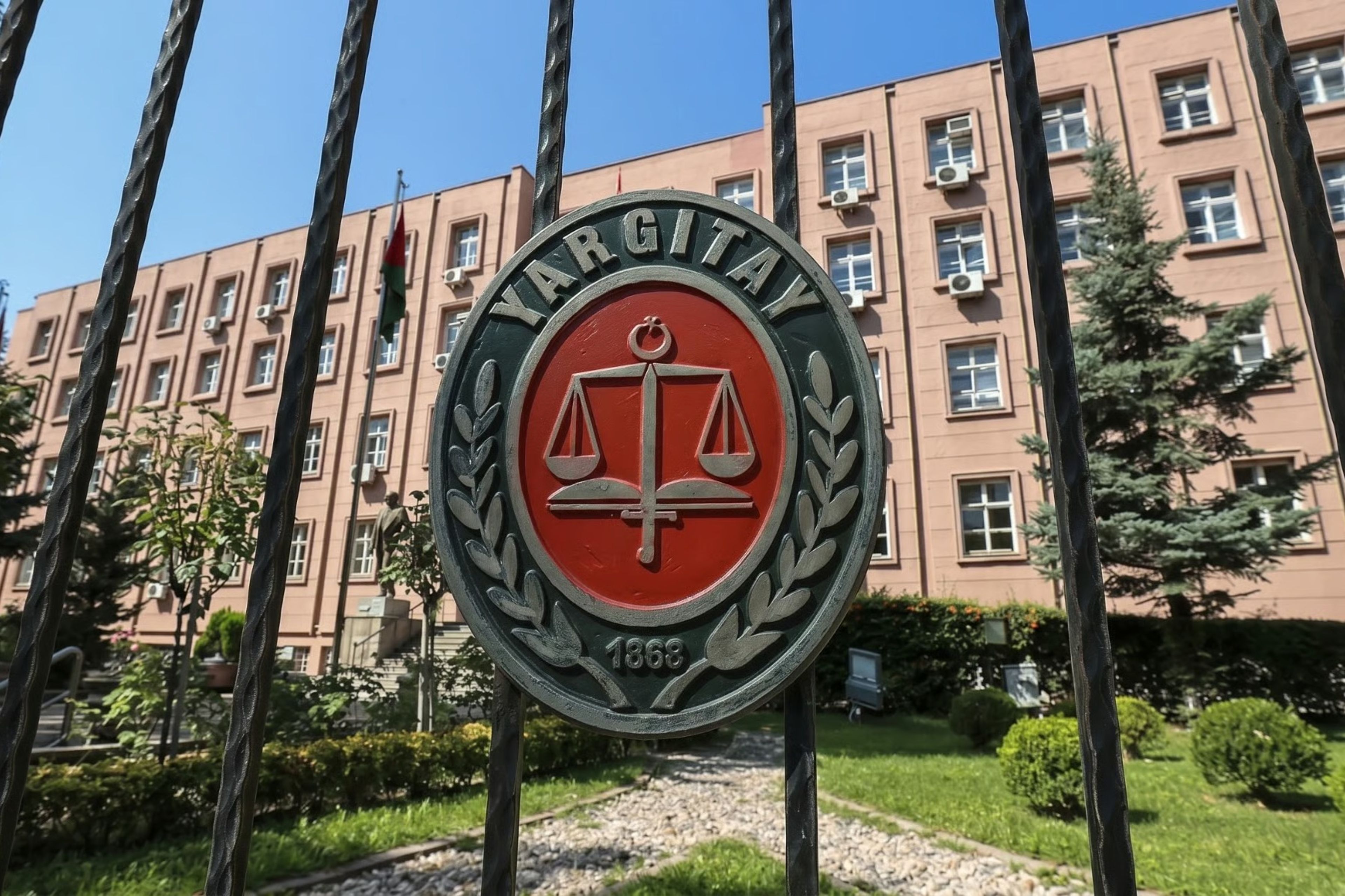 İşçi kartı okutanlara Yargıtay'dan emsal karar: Mesai kartı hilesi pahalıya patladı