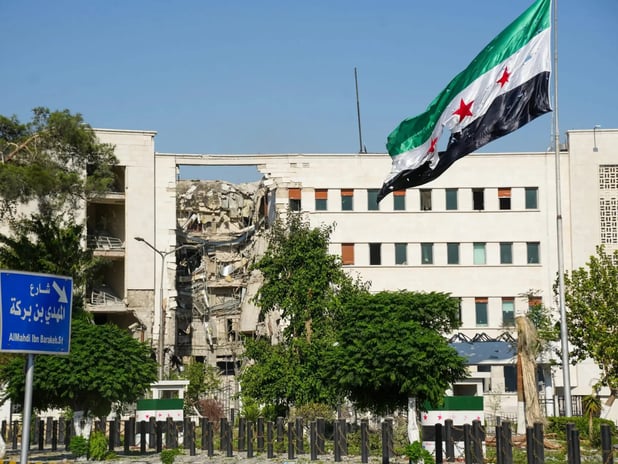 Suriye'de parlamento seçimleri güvenlik gerekçesiyle ertelendi