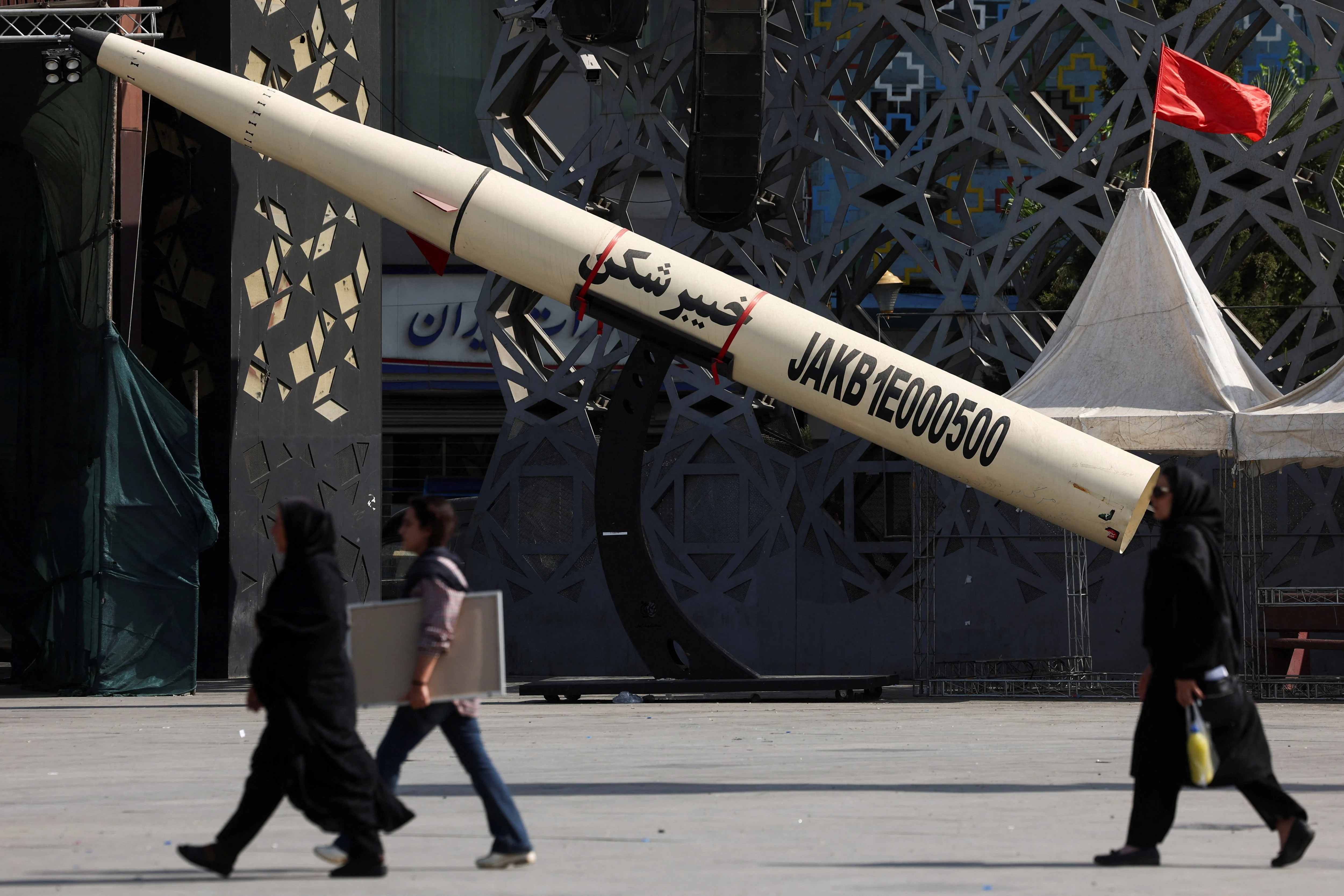 Iranian Missile Arsenal Proves Resilient in Face of US Bombs