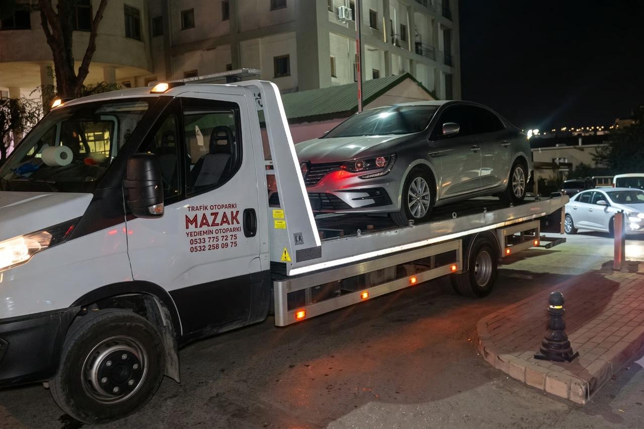 Manavgat Belediyesi’ne haciz şoku! Makam araçları yediemine çekildi
