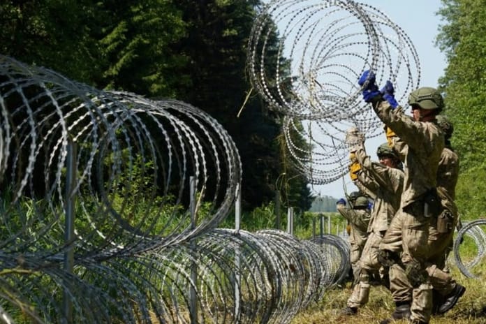 Litvanya Belarus sınırını kapattı: "Çözüm diplomaside"