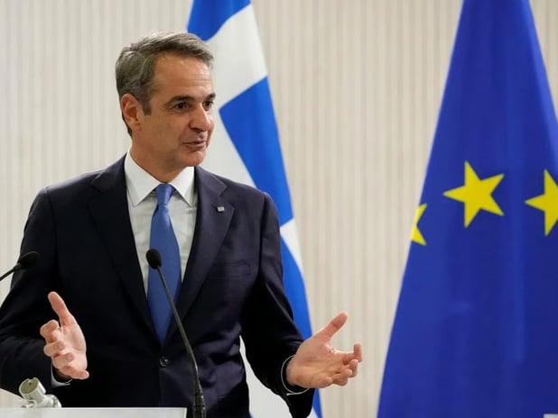 Yunanistan Başbakanı Miçotakis 1975 anayasasının değiştirileceğini açıkladı