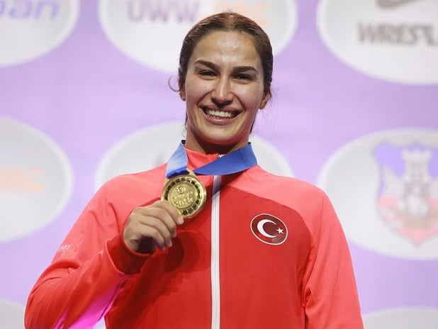 Avrupa ve Dünya şampiyonu durmuyor: Buse Tosun Zagreb’i altınla kapattı