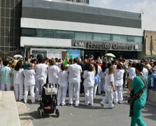 İspanya'da doktorlar çalışma koşullarının iyileştirilmesi talebiyle greve gitti