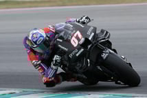 MotoGP Sepang Shakedown testlerinde ilk gün: Toprak Razgatlıoğlu Yamaha YZR-M1 ile piste çıktı