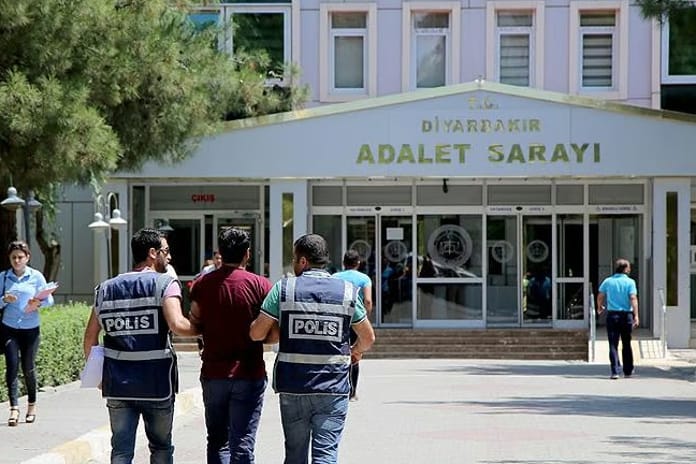 Çocuğu kaçırmaya çalışmakla suçlanan sanık: "Kötü niyetim yoktu, sinirle tuttum"