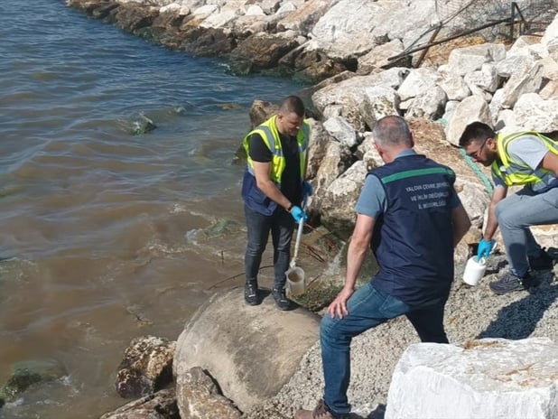 Yalova Belediyesi'ne denize atık su deşarjından 1,3 milyon lira ceza