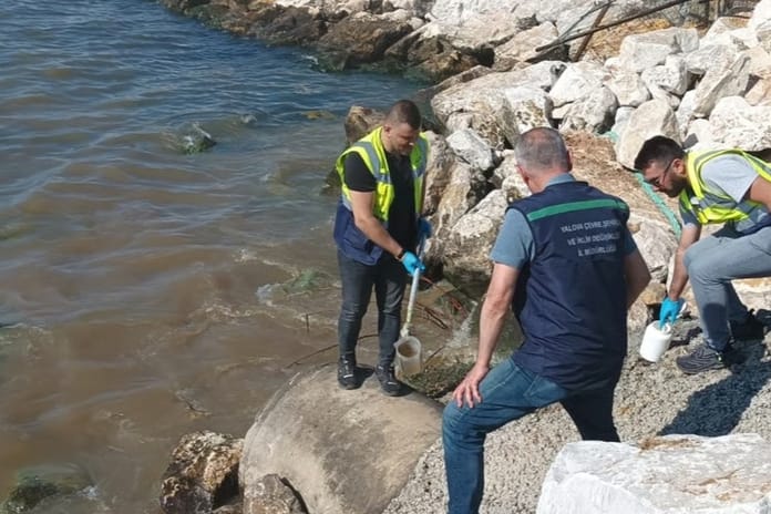 Yalova Belediyesi'ne denize atık su deşarjından 1,3 milyon lira ceza