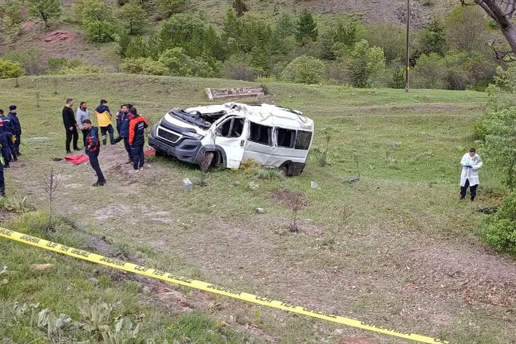 Yozgat'ta öğrenci servisi faciası: 3 ölü, 7 yaralı