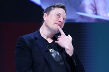 AB'den Musk'a Sanchez tepkisi