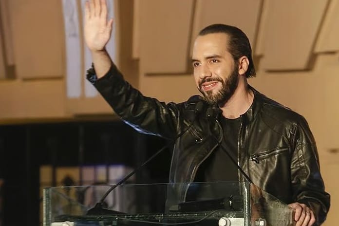 Bukele’ye yol açıldı: Sınırsız seçilme hakkı meclisten geçti