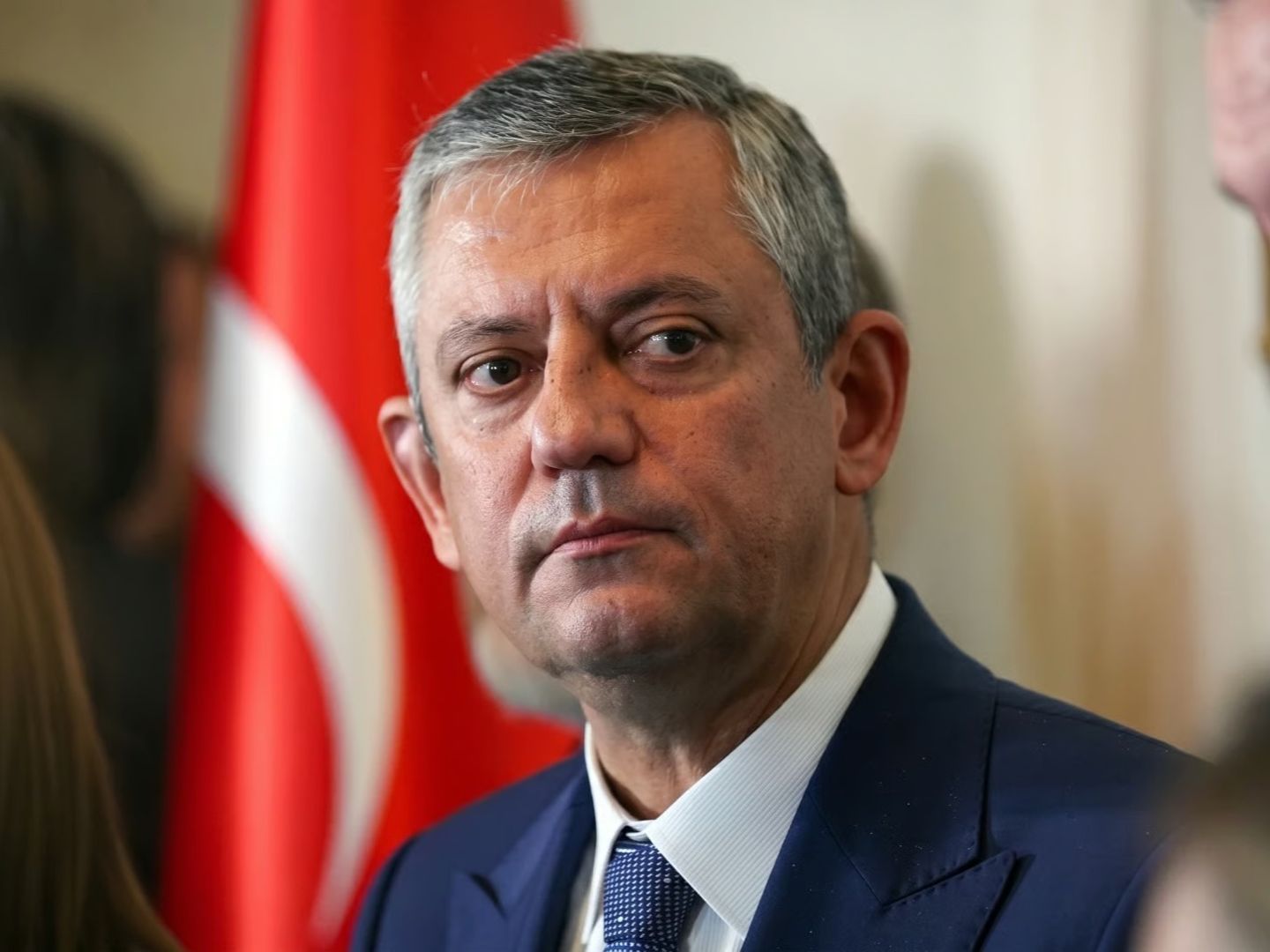 Özgür Özel'den DSP'yi şaşkına çeviren talep! "Partiyi bize devredin"