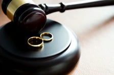 Yargıtay'dan emsal karar: Eşini yatak odasına almayan kadın 