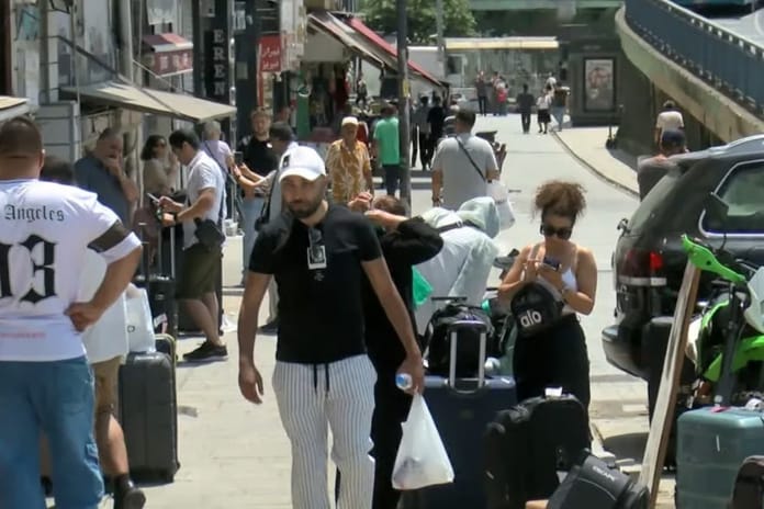 Savaş alarmı: İranlılar İstanbul'da otogarlara akın etti