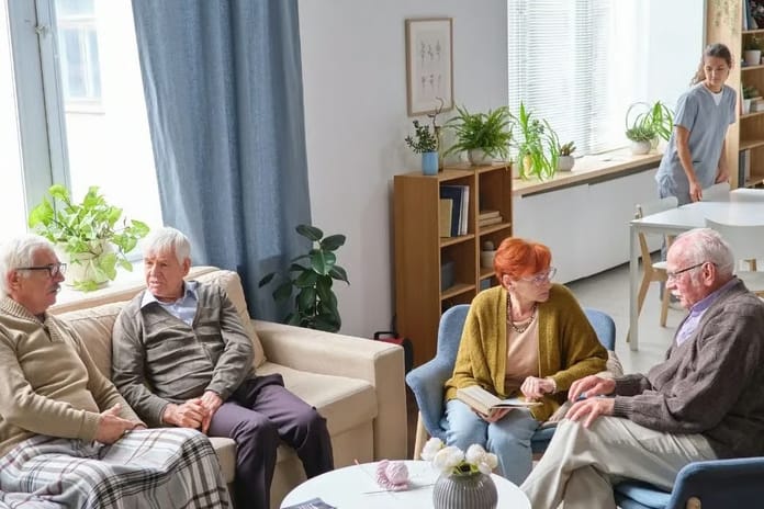 Türkiye'de derinleşen bakım krizi: Huzurevi kuyrukları 23 bine ulaştı