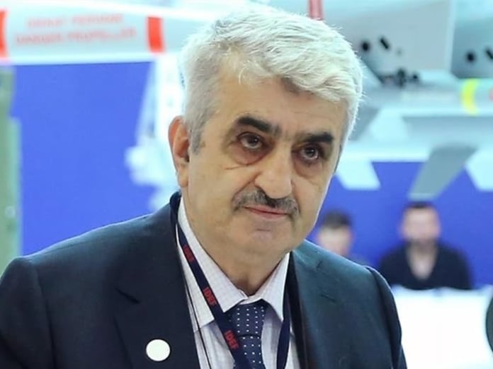 Özdemir Bayraktar kimdir?