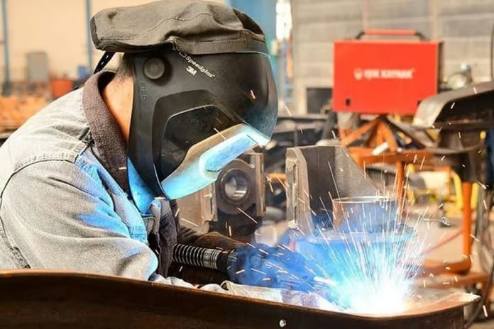 İmalat sanayi kapasite kullanım oranı belli oldu