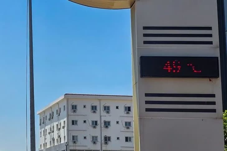 KKTC'de aşırı sıcaklar öğle saatlerinde çalışmayı yasaklattı