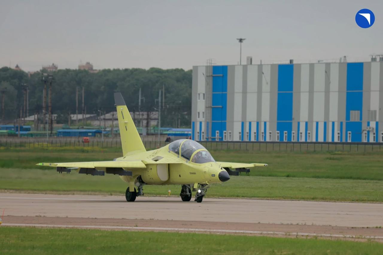 Rusya’nın Yak-130M uçağı ilk uçuşunu yaptı