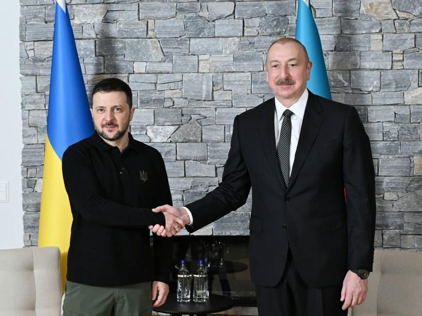 Rusya’nın Ukrayna’daki Azerbaycan enerji tesislerine saldırıları, Bakü’yü Kiev’e silah yardımı yapmaya zorlayabilir