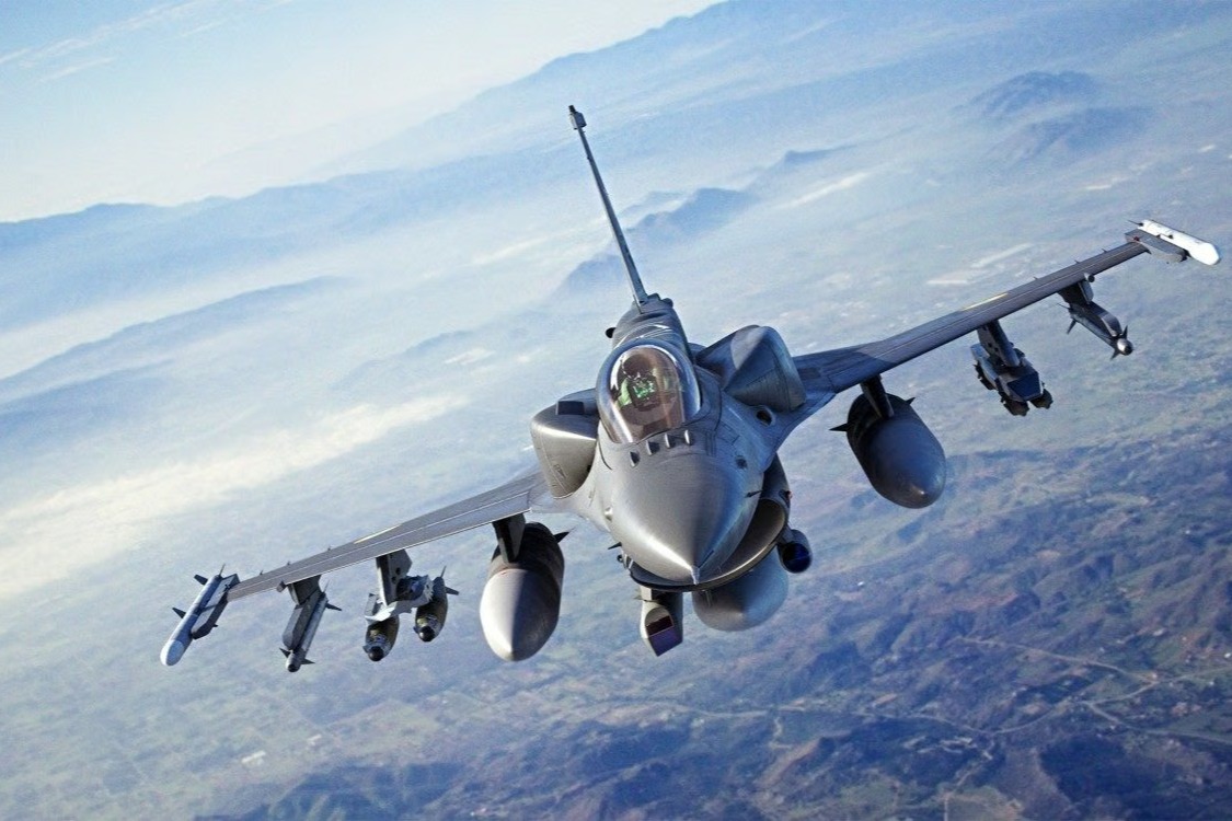 US, China Jets Faced Off Over Yellow Sea