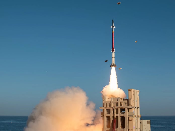 İsrail, David’s Sling hava ve füze savunma sisteminde ileri seviye modernizasyon testlerini başarıyla tamamladı