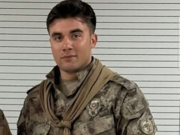 Çekmeköy'de polise ateş açıldı! Bir polis şehit oldu 