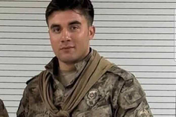 Çekmeköy'de polise ateş açıldı! Bir polis şehit oldu 